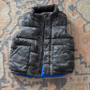 GAP Kids Camouflage Puffer Vest